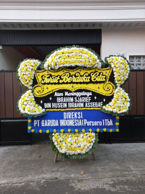 Papan Bunga Duka di Namo Gajah